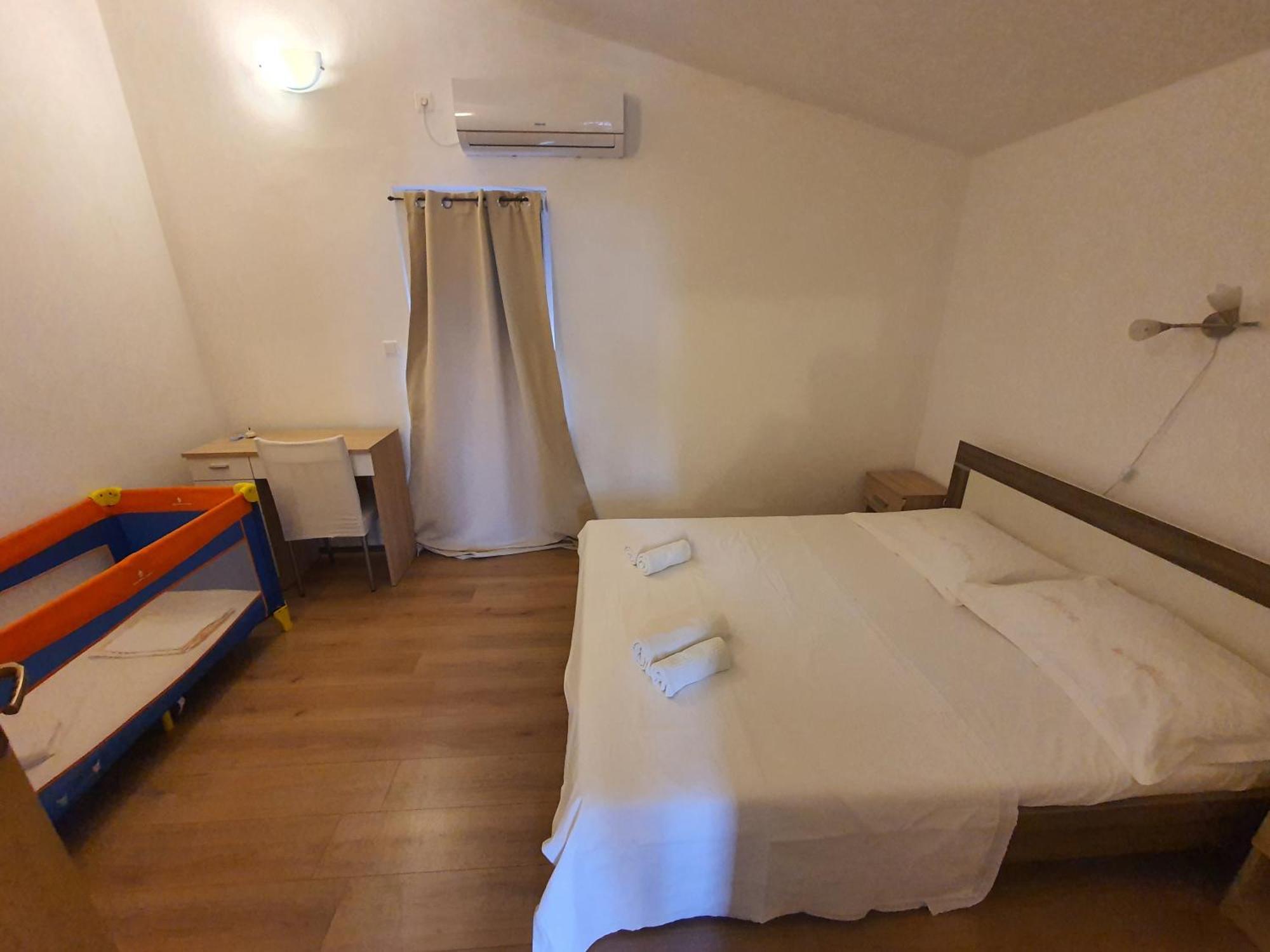 Dolphins Eye Apartment